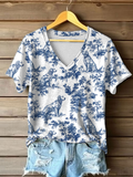 Women's Golden Retriever V-neck T-shirts