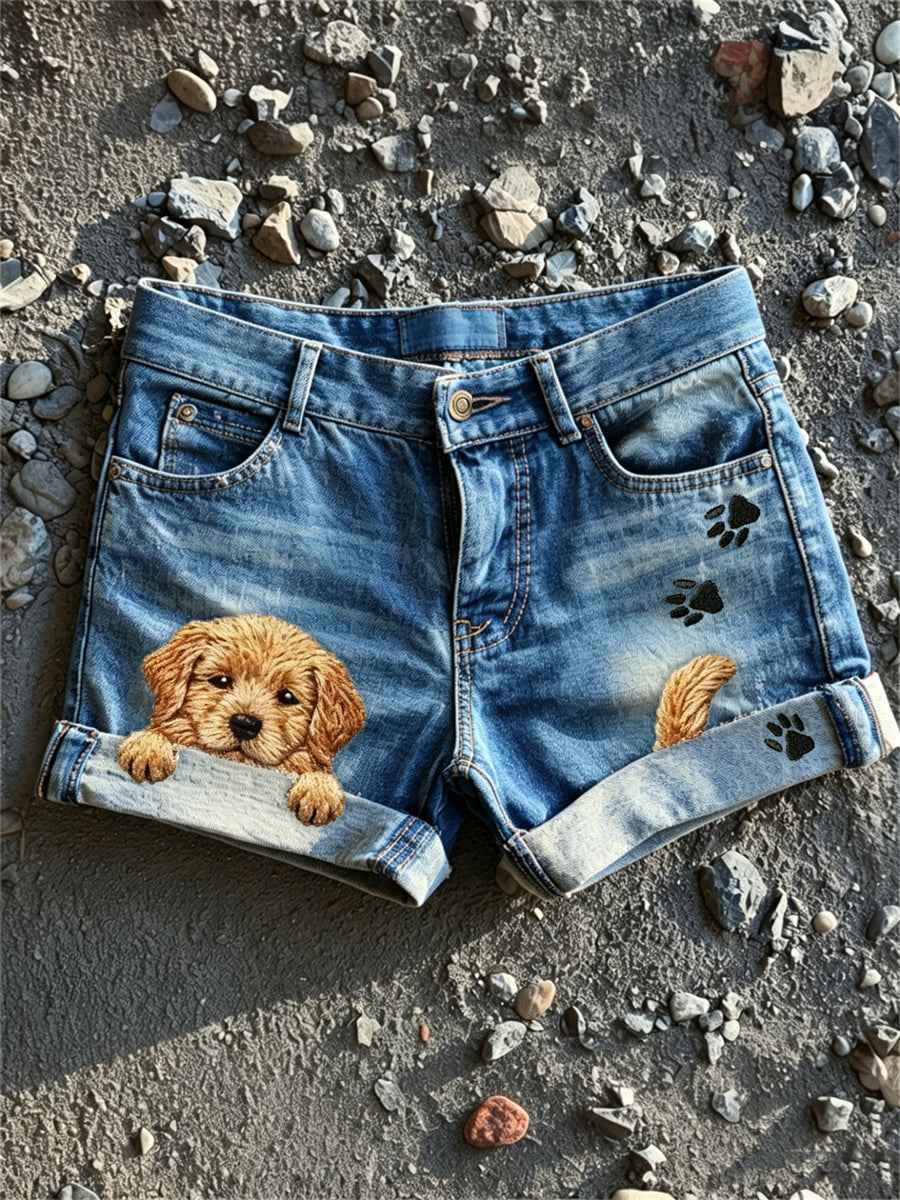 Women's Peeking Golden Retriever Dog & Paw Prints Print Denim Shorts